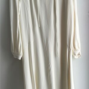 NWT Zara Cream Blouse with V-Neck